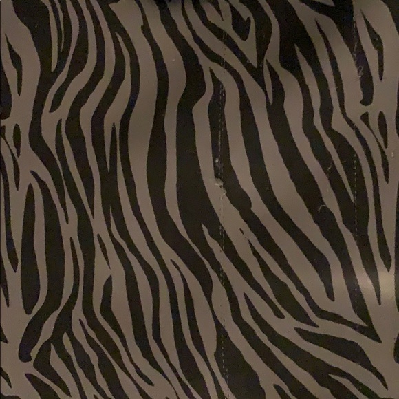 Kenya Mackage Leather Jacket - Picture 9 of 14